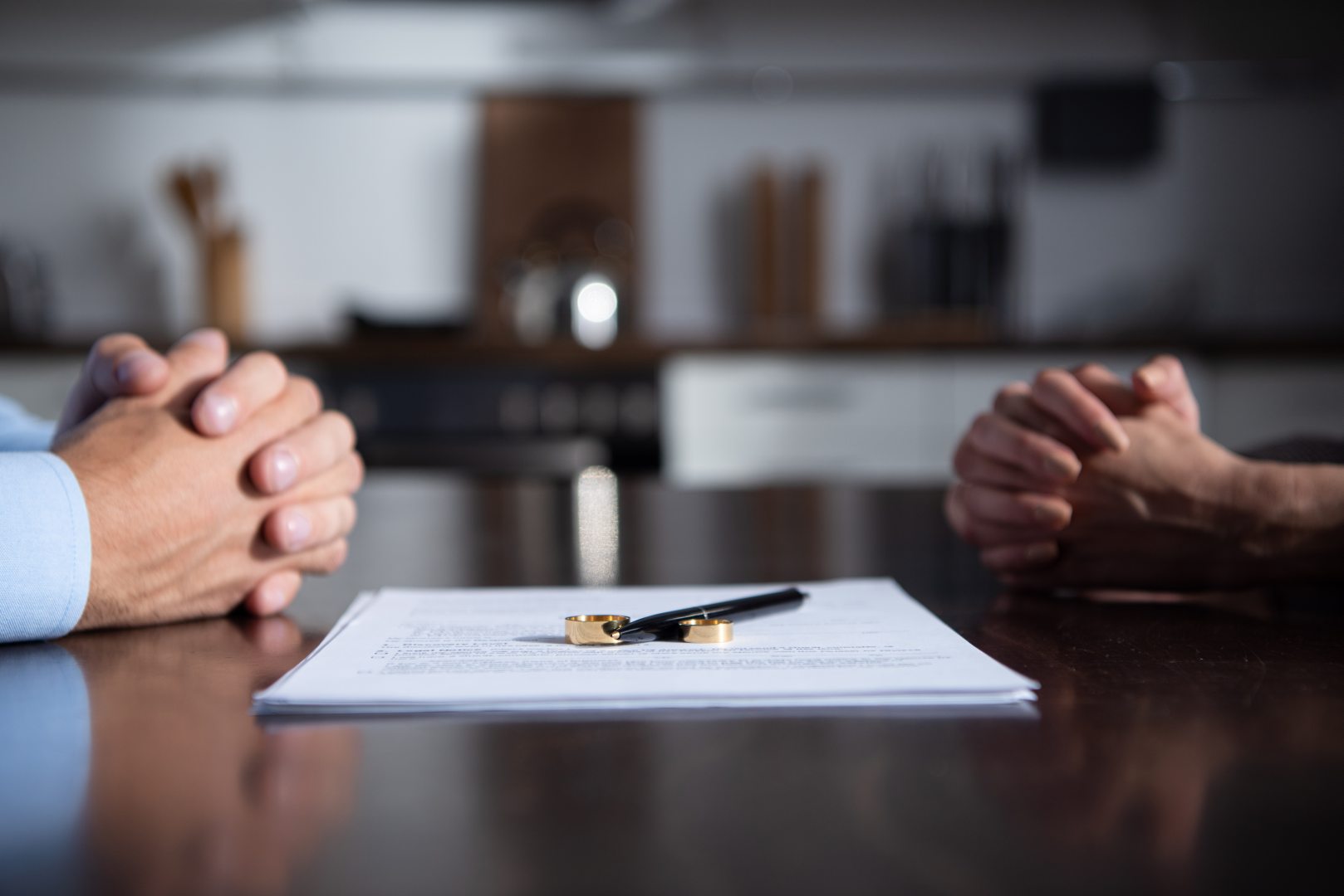 Rozwód – czy warto korzystać z prawnika?